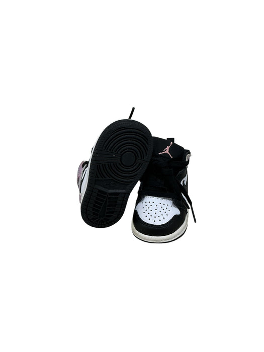 Tenis para bebé 4C (JORDAN)