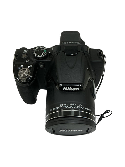 Camara (NIKON)