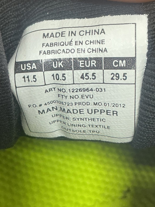 Tenis 11.5