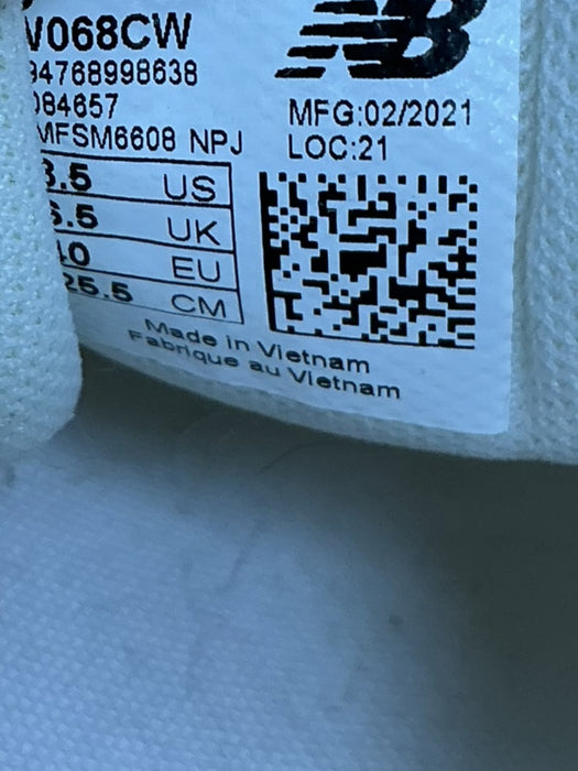 Tenis 8.5 (NEW BALANCE)