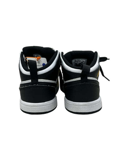 Tenis para niño 9C (JORDAN)