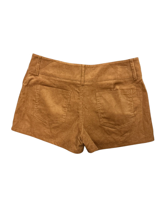 Short L (FORVER 21)
