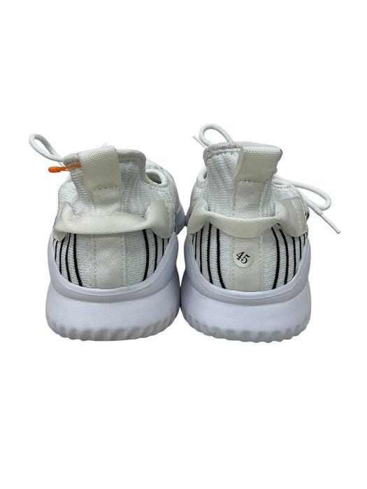 Tenis