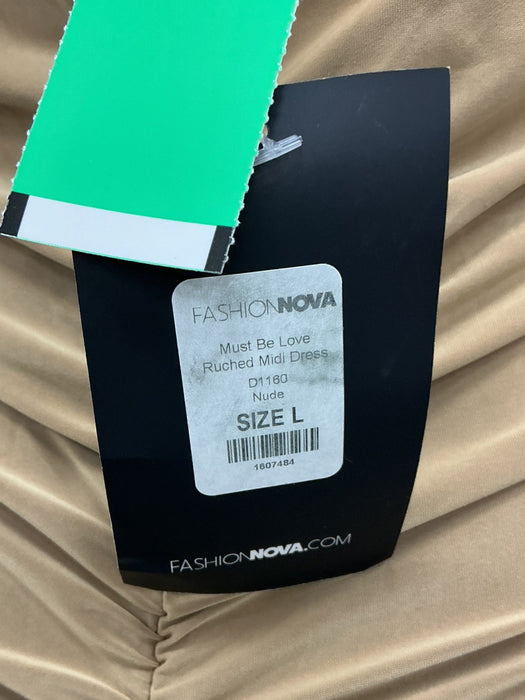 Vestido L (FASHION NOVA)