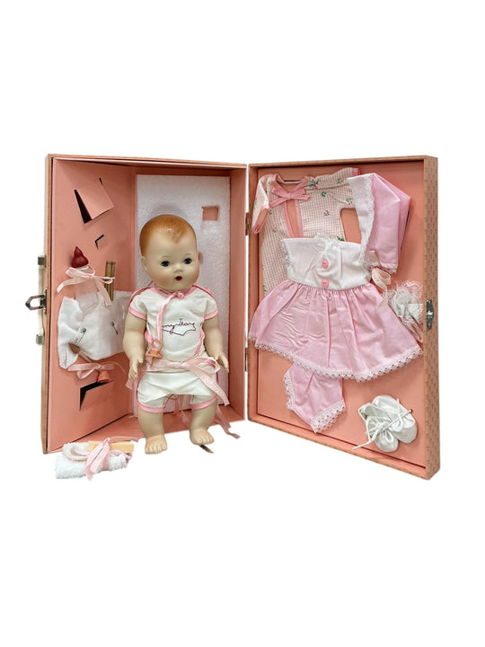 Muñeca de porcelana (BETSY WETSY)