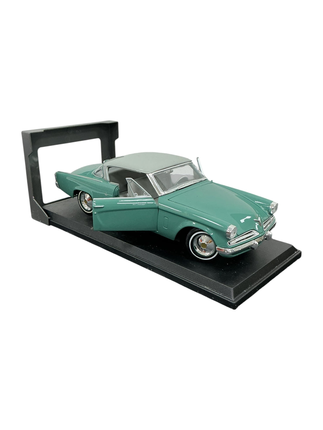 Studebaker 1953 (MAISTO)