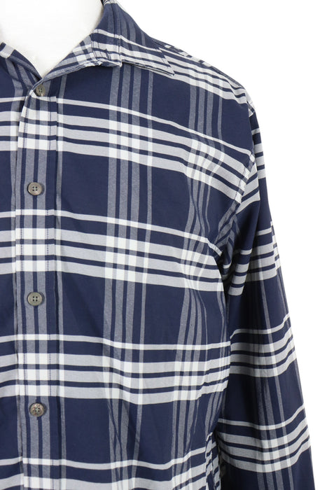 Camisa  XL (UNTUCKIT)