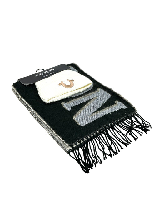 Gorro y bufanda (TRUE RELIGION)