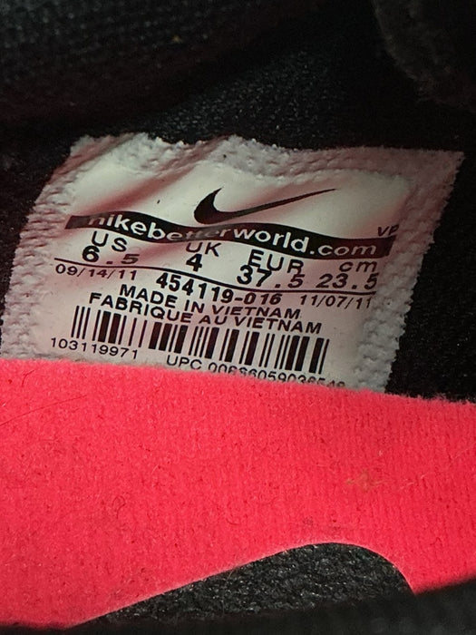 Tacos 6.5 (NIKE)