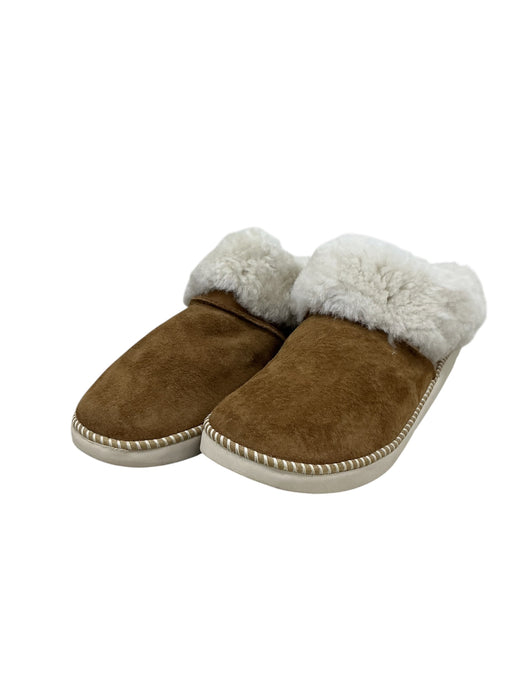 Pantuflas 11 (OLUKAI)