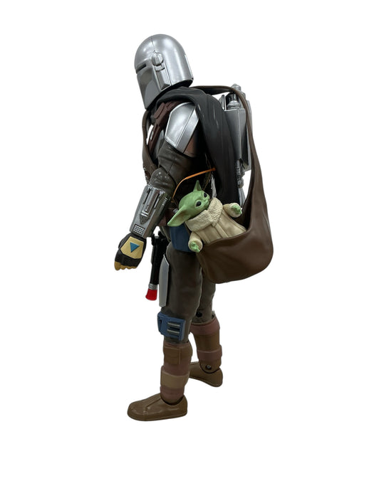 The Mandalorian con Grogu (HASBRO)