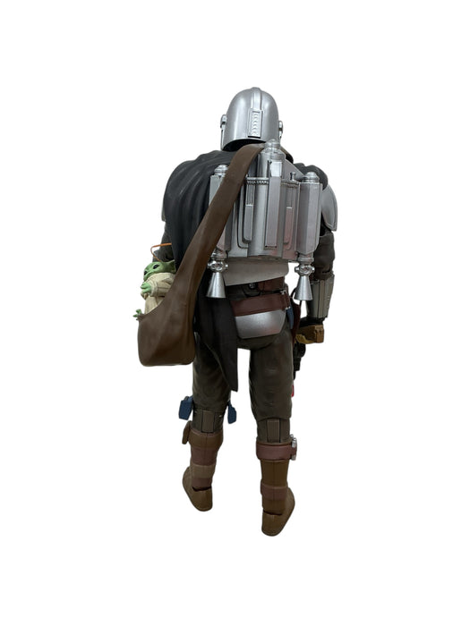 The Mandalorian con Grogu (HASBRO)