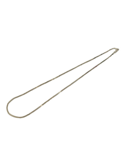 Collar de plata (925)