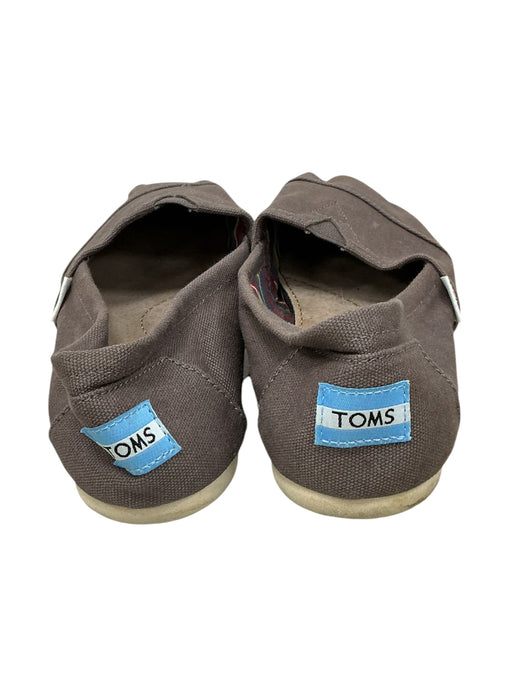 Zapato 8 (TOMS)