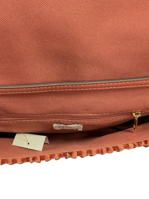 Bolso (A NEW DAY)