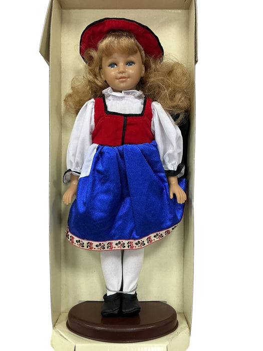 Muñeca (DOLLS OF ALL NATION)