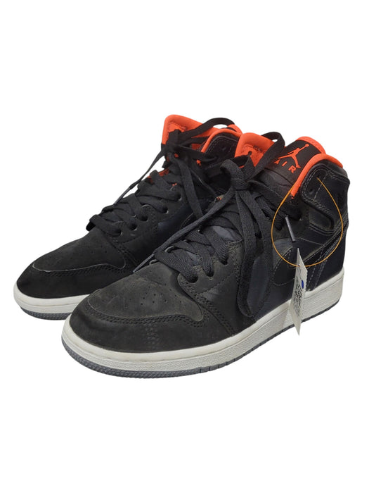 Tenis 5.5Y (JORDAN)