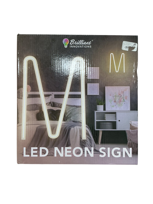 Letrero LED Letra M (BRILLIANT INNOVATIONS)