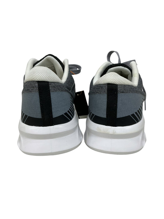 Tenis 8.5