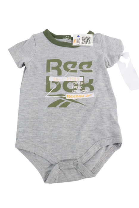 Traje para bebé 0-3m  (REEBOK)