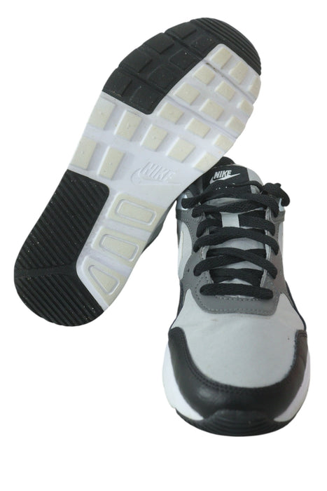 Tenis 8 (NIKE)