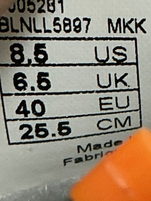 Tenis 8.5 (NEW BALANCE)