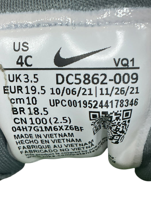 Tenis para bebé 4C (NIKE)