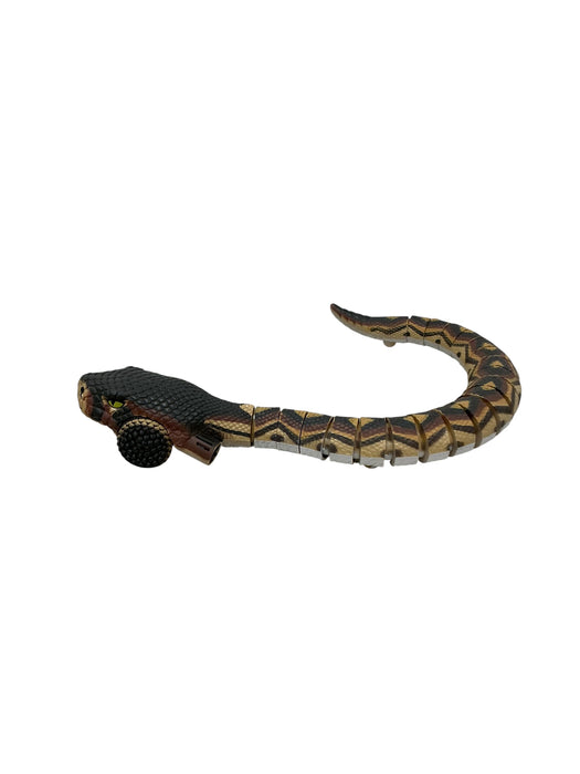 Serpiente con Control Remoto  (BASS PRO SHOPS)
