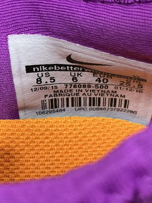 Tenis 8.5 (NIKE)