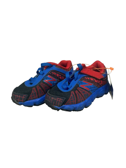Tenis para niño 4 (NEW BALANCE)