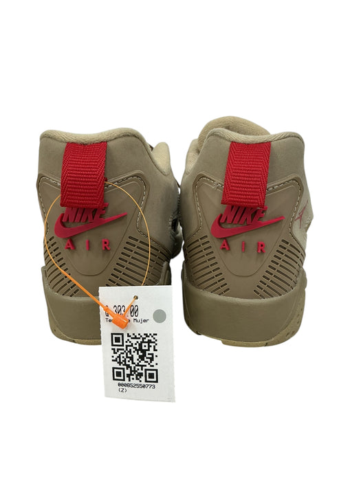 Tenis 5.5Y (JORDAN)