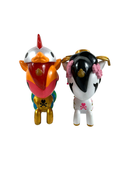 Duo de figuras (TOKIDOKI UNICORNIO)