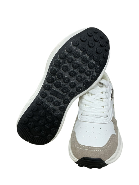 Tenis