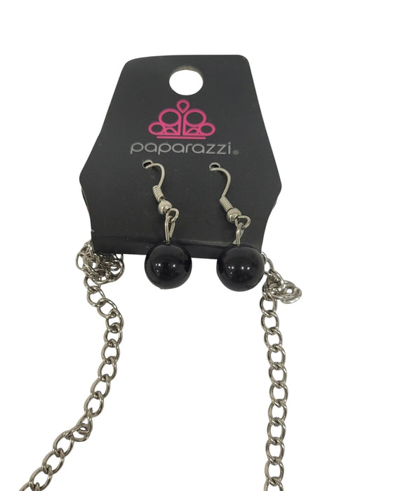 Collar y aretes de fantasía (PAPARAZZI)