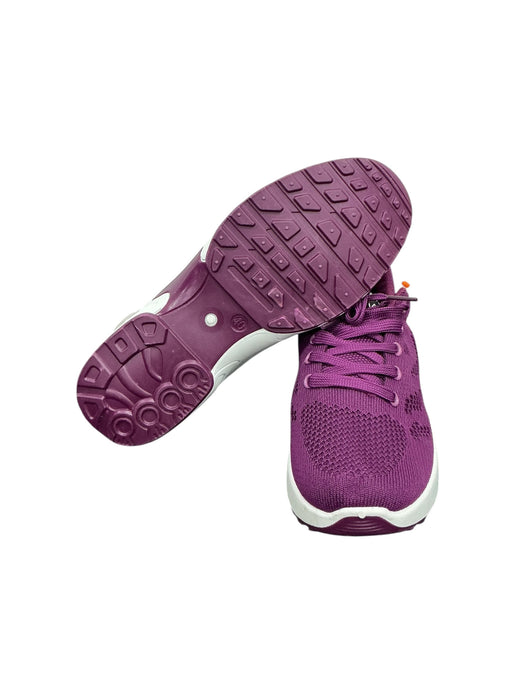 Tenis