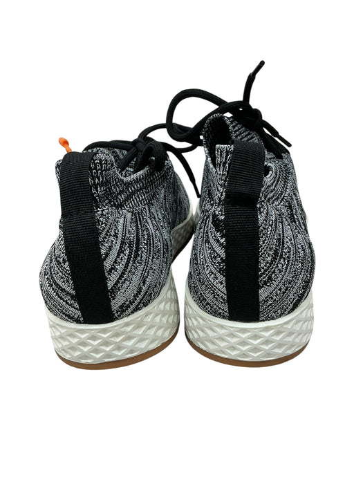 Tenis 7.5