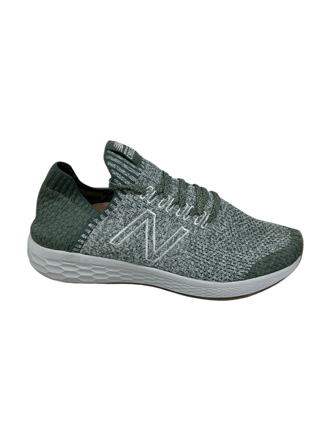 Tenis 8 (NEW BALANCE)
