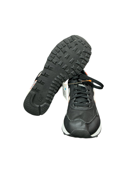 Tenis 8 (NEW BALANCE)