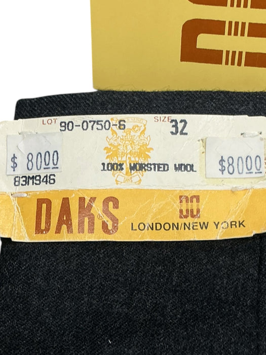 Pantalón 32 (DAKS)