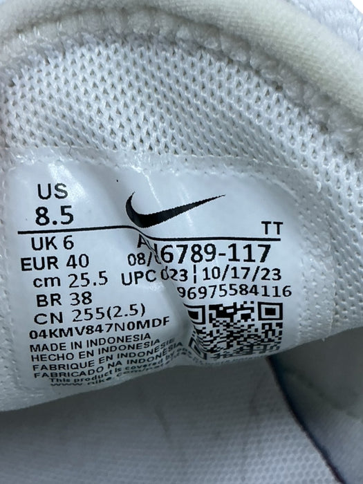 Tenis US 8.5 (NIKE)