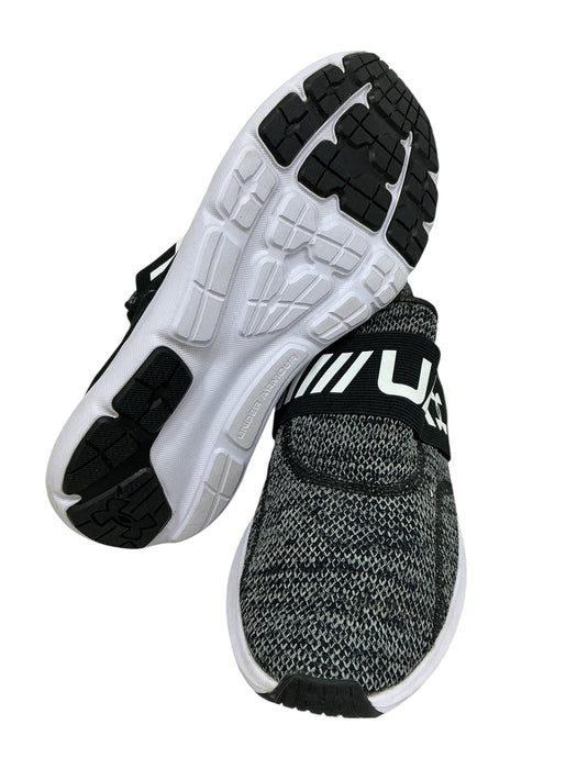 Tenis 9.5 (UNDER ARMOUR)
