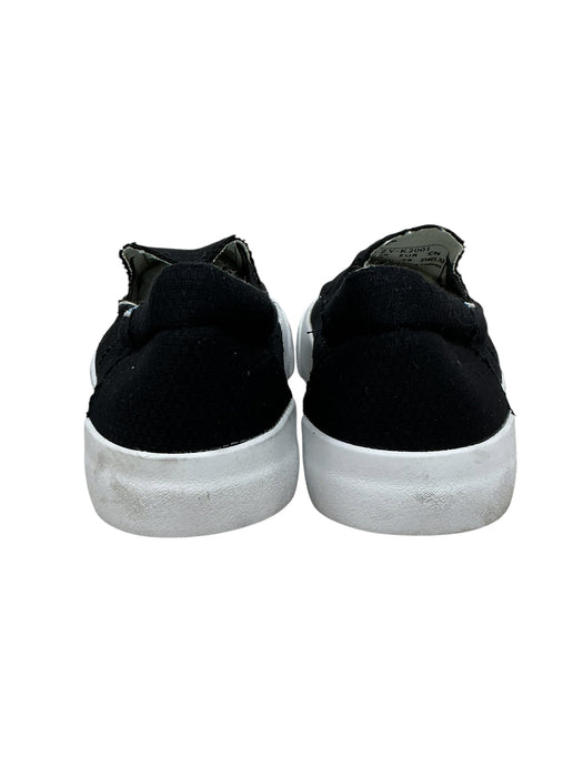 Tenis 8