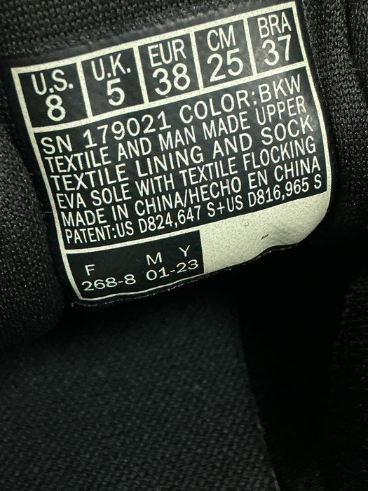 Tenis 8 (SKECHERS)