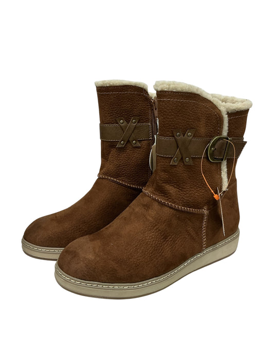 Bota 8.5 (WHITE MOUNTAIN)