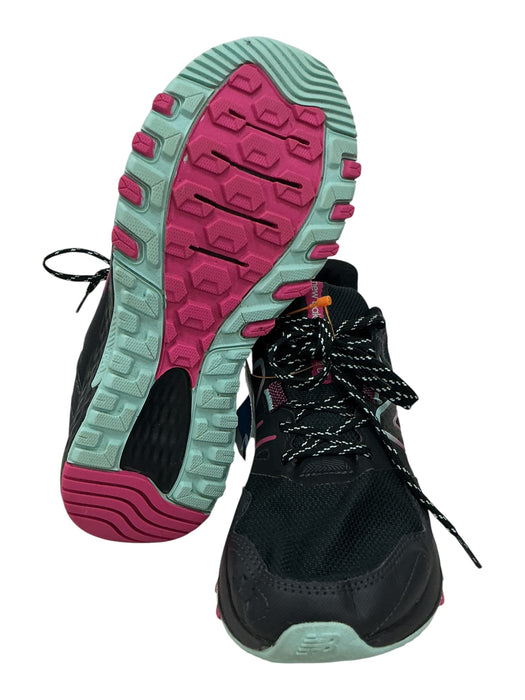 Tenis 8 (NEW BALANCE)
