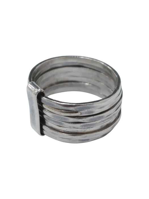 Anillo de plata