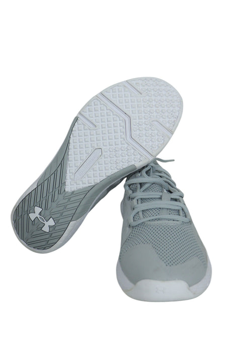 Tenis 9.5 (UNDER ARMOUR)