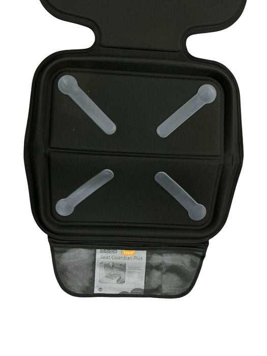 Protector para asiento de carro (BRICA)