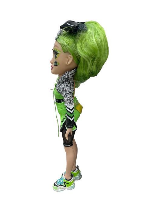 Jade Hunter (RAINBOW HIGH)