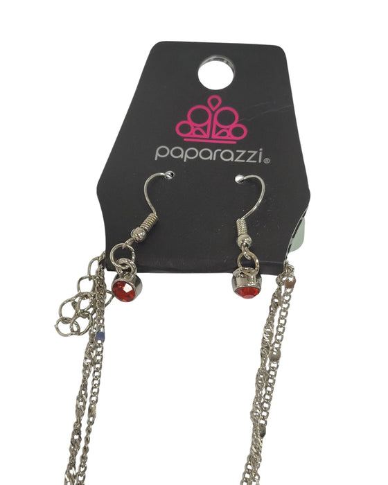 Collar y aretes de fantasía (PAPARAZZI)